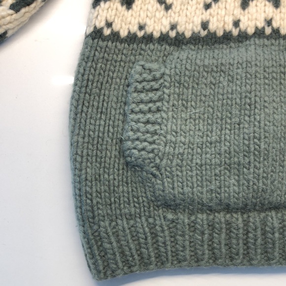Milky green and off-white HANDMADE sweater. Size M - Picture 3 of 9